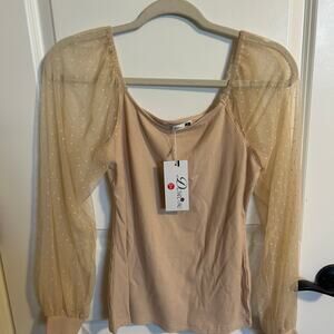 Latern sleeve square neck top